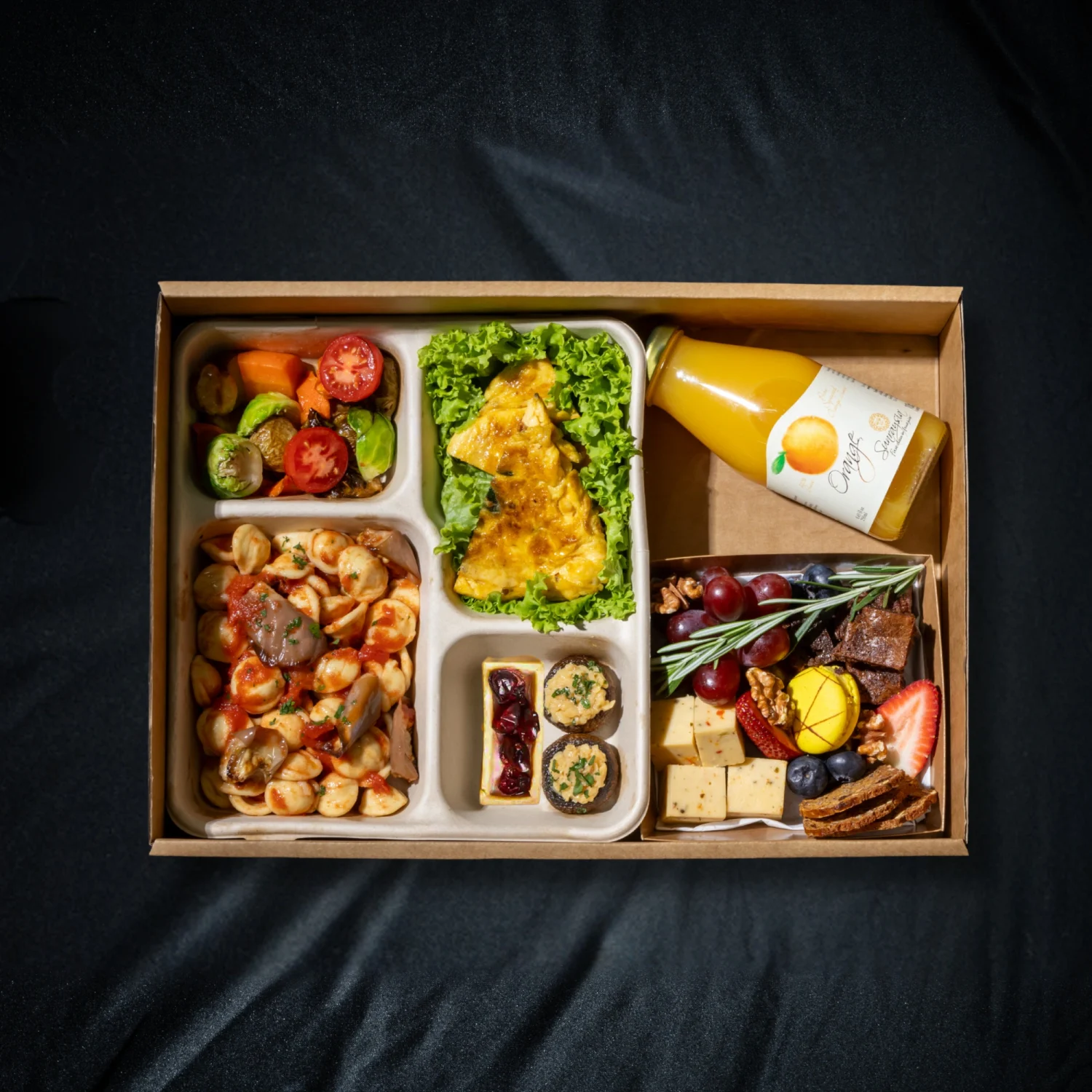 Festive Gourmet Bento - Omelette & Pasta Bento (Veg)